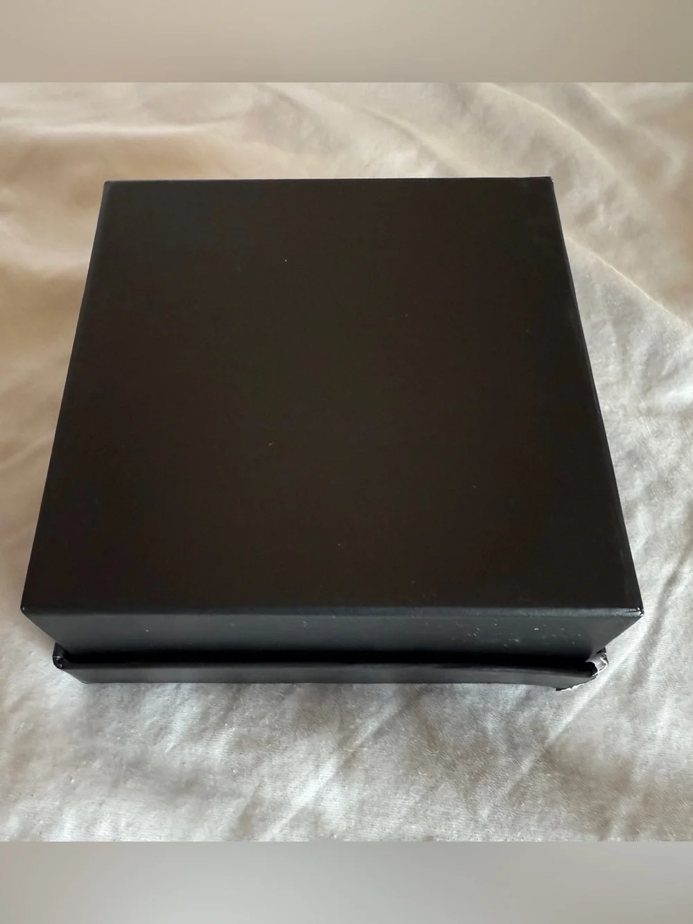 Gucci Gift Storage Belt Box 5.5” X 5.5” X2.5” Black Cream Empty Presentation Box
